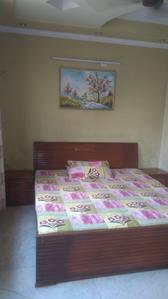 Bedroom Image of 900 Sq.ft 3 BHK Builder Floor for sale in Shahdara New Delhi for Rs. 5500000