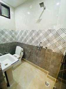 Image of 1150 Sq.ft 2 BHK Apartment / Flat for rent in Uttam Nagar, New Delhi for Rs. 14499