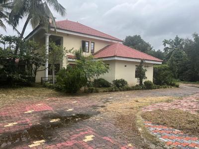 Image of 6000 Sq.ft 5 BHK Independent House for sale in Vyttila, Kochi for Rs. 105000000