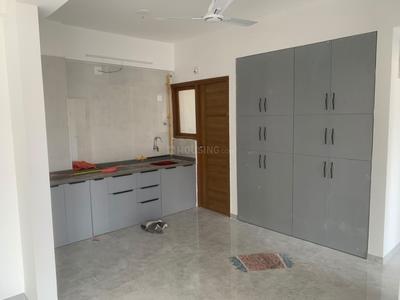 Kitchen Image of 842 Sq.ft 3 BHK Apartment / Flat for rent in Sun Crest, Bhadaj Ahmedabad for Rs. 30000