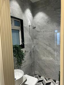 Bathroom Image of 650 Sq.ft 1 BHK Apartment / Flat for sale in Neelam Supremo Phase I Salvia D Wing, Mulund East Mumbai for Rs. 9800000