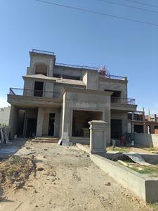 Image of 500 Sq.ft Residential Plot / Land for sale in Mullanpur Garibdass, Chandigarh for Rs. 47500000