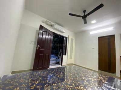 Bedroom Image of 1200 Sq.ft 3 BHK Builder Floor for rent in Vaduthala Kochi for Rs. 28000