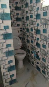 Bathroom Image of 420 Sq.ft 1 RK Apartment / Flat for rent in Keshtopur Kolkata for Rs. 7500