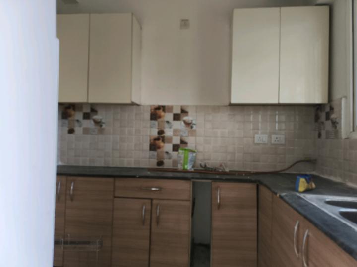 Gaur City 7th Avenue Main Image 1