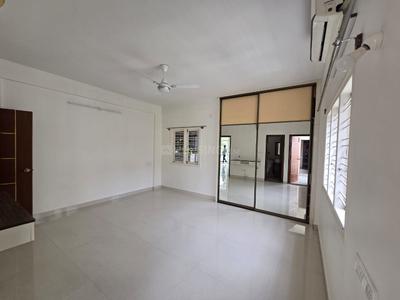 Bedroom Image of 2400 Sq.ft 3 BHK Apartment / Flat for rent in Sanjaynagar Bengaluru for Rs. 75000