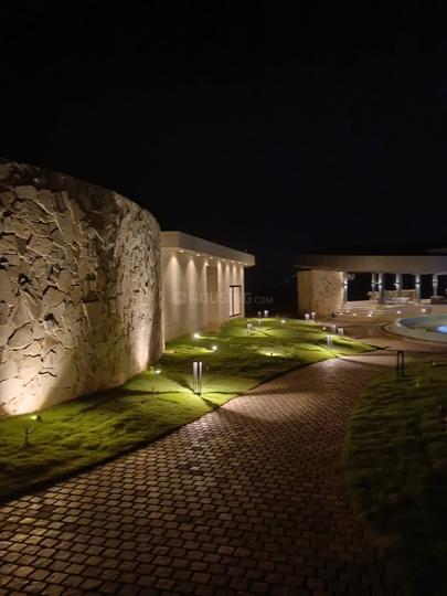 Karamadai Main Image 1