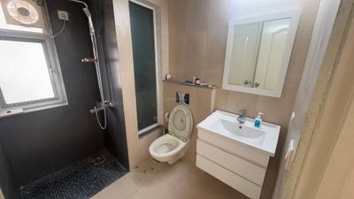 Raheja Navodaya Bathroom Two 4