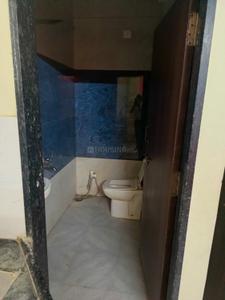 Bathroom Image of 850 Sq.ft 2 BHK Apartment / Flat for rent in Shri Krishna Avenue, Limbodi Indore for Rs. 8000