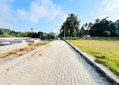Image of 1305 Sq.ft Residential Plot / Land for sale in Aluva, Kochi for Rs. 1200000