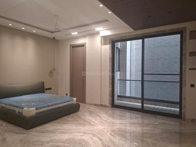 Bedroom Image of 4050 Sq.ft 3.5 BHK Builder Floor for rent in Safdarjung Development Area New Delhi for Rs. 500000