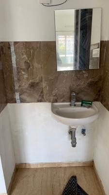 Bathroom Image of 550 Sq.ft 1 BHK Apartment / Flat for rent in VTP Leonara Building C And F, Mahalunge Pune for Rs. 20999
