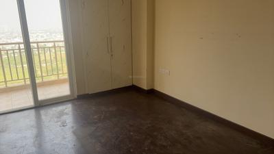 Bedroom Image of 1080 Sq.ft 2.5 BHK Apartment / Flat for rent in Rise Organic, Wave City Ghaziabad for Rs. 21000