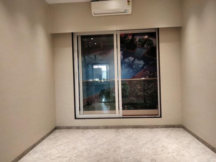 Metro Satyam Queens Necklace Main Image 1