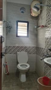 Bathroom Image of 1000 Sq.ft 2 BHK Builder Floor for rent in Velachery Chennai for Rs. 28000