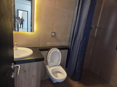 Bathroom Image of 2001 Sq.ft 3 BHK Apartment / Flat for rent in Sobha City, Sector 108 Gurgaon for Rs. 75000