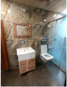 Bathroom Image of 756 Sq.ft 2 BHK Builder Floor for sale in Vikaspuri New Delhi for Rs. 14000000
