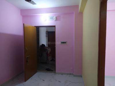 Bedroom Image of 500 Sq.ft 1 BHK Apartment / Flat for rent in Naktala Kolkata for Rs. 8500