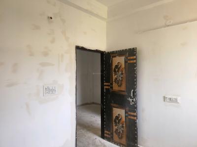 Bedroom Image of 750 Sq.ft 2 BHK Builder Floor for sale in DLF Ankur Vihar Ghaziabad for Rs. 2330424
