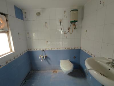 Bathroom Image of 2133 Sq.ft 3 BHK Independent House for sale in Thaltej Ahmedabad for Rs. 37500000