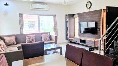 Hall Image of 2610 Sq.ft 4 BHK Independent House for sale in Science City Ahmedabad for Rs. 42500000