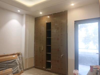 Bedroom Image of 1800 Sq.ft 3 BHK Builder Floor for sale in Paschim Vihar New Delhi for Rs. 37000000