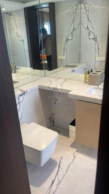 Image of 1500 Sq.ft 3 BHK Apartment / Flat for sale in RNA NG Eclat, Andheri West, Mumbai for Rs. 52500000