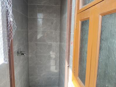 Image of 1000 Sq.ft 3 BHK Builder Floor for sale in Krishna Nagar, New Delhi for Rs. 12500000