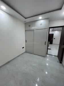 Bedroom Image of 720 Sq.ft 2 BHK Builder Floor for sale in Shalimar Bagh New Delhi for Rs. 12000000