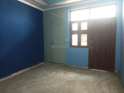 Bedroom Image of 1350 Sq.ft 4 BHK Builder Floor for sale in Shahdara New Delhi for Rs. 8000000