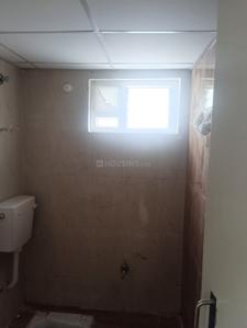 Bathroom Image of 1742 Sq.ft 4 BHK Apartment / Flat for rent in Avadi Chennai for Rs. 30000