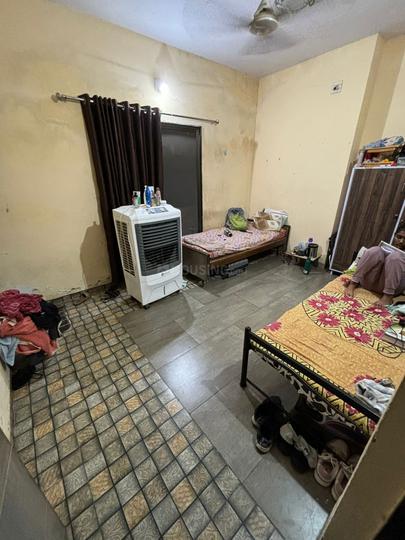 Bedroom Image of Rinkuben patel pg in Karelibagh, Vadodara