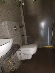 Common Bathroom Two Image of 1590 Sq.ft 3 BHK Apartment / Flat for sale in Tharwani Heritage, Kharghar Navi Mumbai for Rs. 25500000