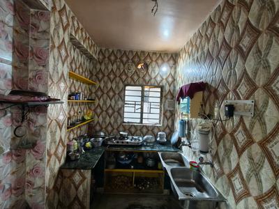 Kitchen Image of 1000 Sq.ft 3 BHK Apartment / Flat for sale in Garfa Kolkata for Rs. 4200000