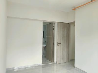 Bedroom Image of 800 Sq.ft 3 BHK Apartment / Flat for rent in Swastik Platinum, Vikhroli East Mumbai for Rs. 75000