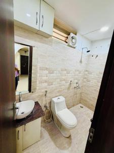 Bathroom Image of 1550 Sq.ft 3 BHK Duplex for sale in Aashima Divine City, Hoshangabad Road Bhopal for Rs. 9500000