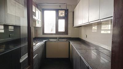 Kitchen Image of 1800 Sq.ft 3 BHK Builder Floor for rent in Kalkaji New Delhi for Rs. 90000