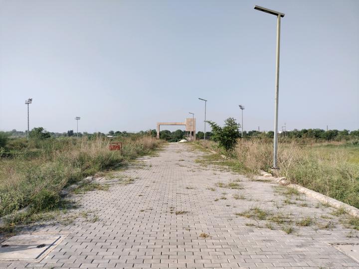 Adore Smart City Main Image 1