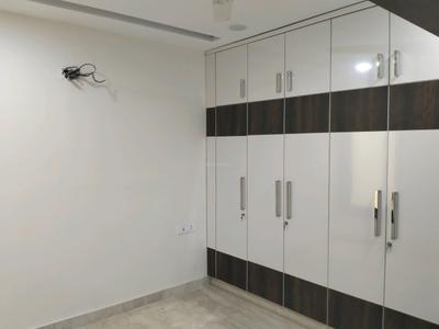 Bedroom Image of 2250 Sq.ft 4 BHK Builder Floor for sale in Vikaspuri New Delhi for Rs. 40000000