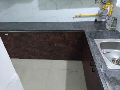 Kitchen Image of 1000 Sq.ft 2 BHK Apartment / Flat for rent in Sterling Skyline, Bhicholi Mardana Indore for Rs. 16000