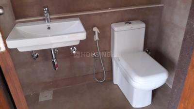 Bathroom Image of 690 Sq.ft 2 BHK Apartment / Flat for sale in Refab Onyx Apartment Kunfayakun CHSL Building, Malad East Mumbai for Rs. 18500000