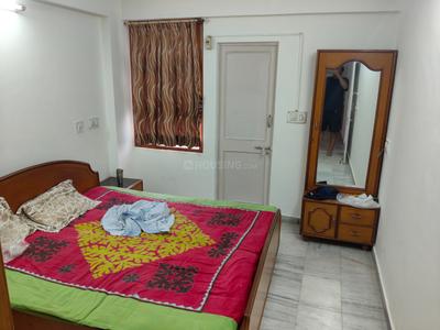 Bedroom Image of 1400 Sq.ft 2 BHK Apartment / Flat for rent in Shahibaug Ahmedabad for Rs. 28000