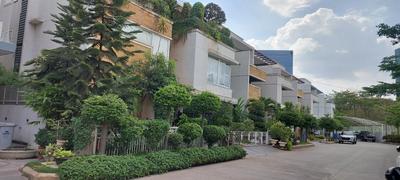 Image of 4545 Sq.ft 4 BHK Villa for sale in Shanta Spring Valley, Manikonda, Hyderabad for Rs. 115000000
