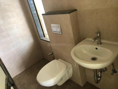 Bathroom Image of 850 Sq.ft 2 BHK Apartment / Flat for sale in Thane West Thane for Rs. 9600000