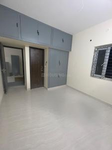 Bedroom Image of 950 Sq.ft 2 BHK Apartment / Flat for rent in Nanganallur Chennai for Rs. 35000