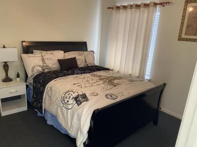 Bedroom Image of 1650 Sq.ft 3 BHK Apartment / Flat for sale in Rustomjee Seasons Wing B, Bandra East Mumbai for Rs. 90000000