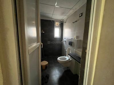 Bathroom Image of 1425 Sq.ft 3 BHK Apartment / Flat for rent in Windlass River Valley, Kuwan Wala Dehradun for Rs. 30000