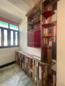 Kitchen Image of 2700 Sq.ft 3 BHK Builder Floor for rent in Uppal Southend, Sector 49 Gurgaon for Rs. 52000