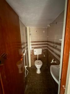Bathroom Image of Kalaiarasan mens pg in Ambattur, Chennai