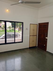 Living Room Image of 2200 Sq.ft 5 BHK Independent House for sale in Jail Road Nashik for Rs. 17000000